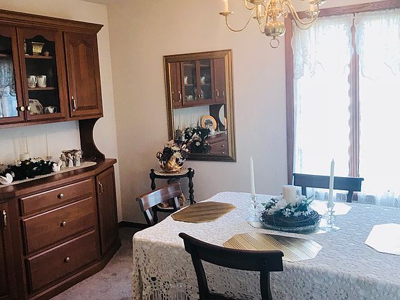 Dining with built in