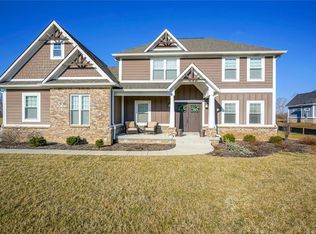 4534 S Ridgeview Dr, Greenfield, IN 46140