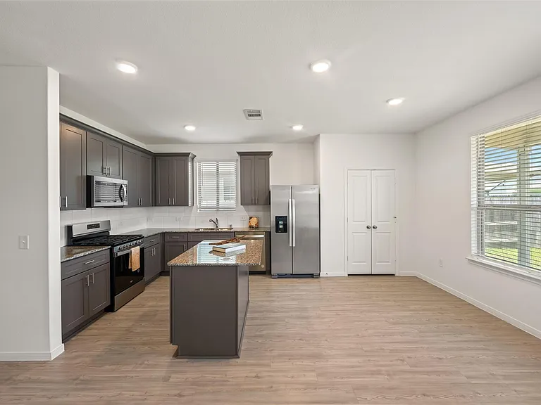 14866 Ash Landing Dr — Photo 4