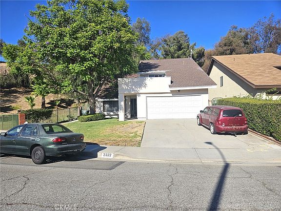 2nd image of 2322 S Lynn Ct