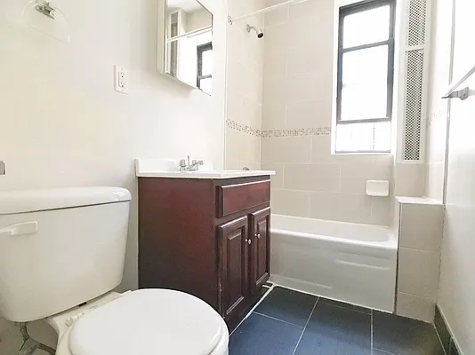 Rented by Bohemia Realty Group | media 8