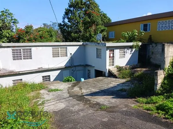 Calle 15, Canovanas, PR 00729