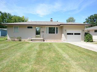 3210 E Chestnut Ave, Decatur, IL 62521