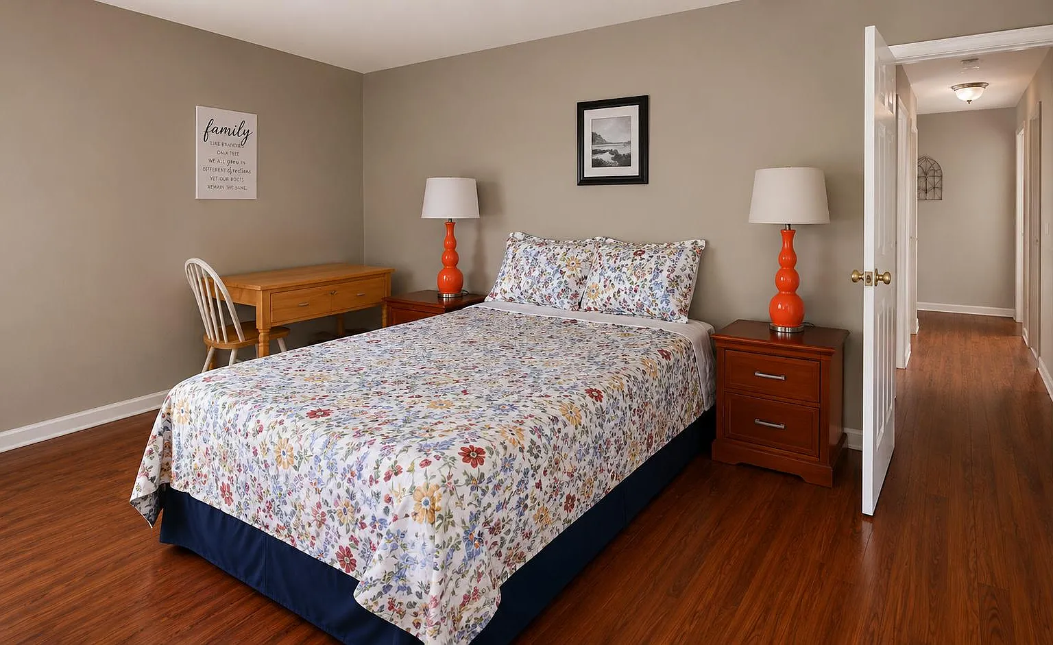 1 bed, 1.0 bath, 400 sqft, $1,819 — Photo 2