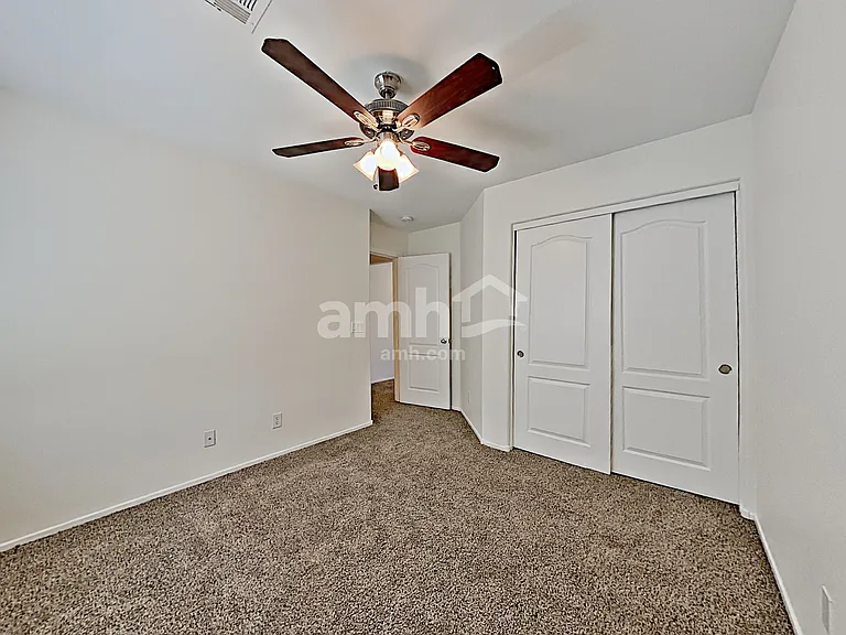 10580 Elberton Ave — Photo 18