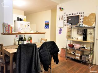 318 Saint Paul St #7, Brookline, MA 02446