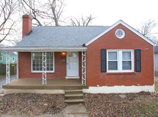 2004 Garrs Ln, Shively, KY 40216