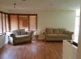 17140 Walter St, Lansing, IL 60438