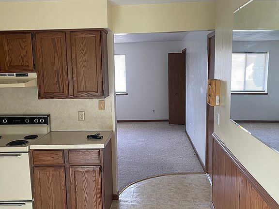 3rd image of 4757 Ravenswood Dr SW #4757