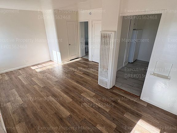 5th image of 2190 Monterey St #3