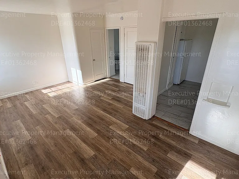 2190 Monterey St — Photo 5