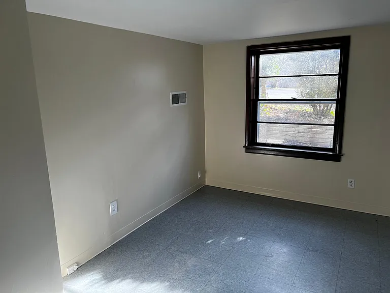 5002 Whispering Hills Ct — Photo 21