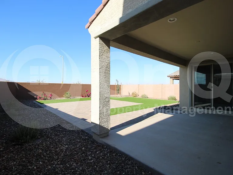 11818 S 54th Ln — Photo 27