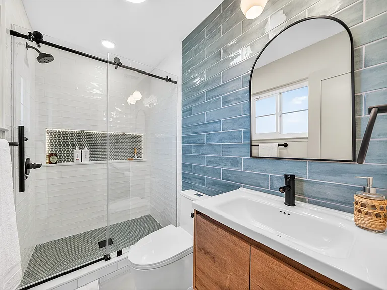 4948 Luna Dr — Photo 32