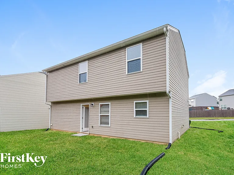 913 Bolivia Dr — Photo 14