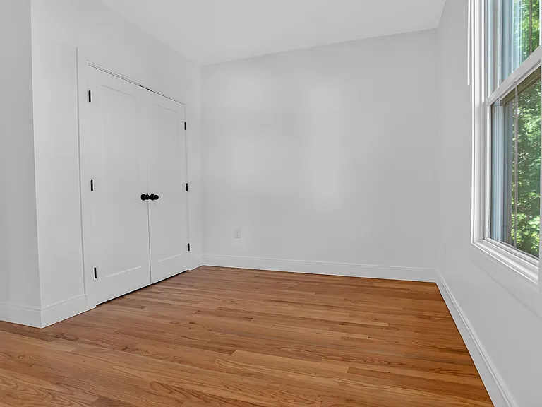 138 Centre St #6 — Photo 6