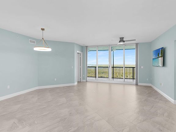 5th image of 1065 Borghese Ln #1902