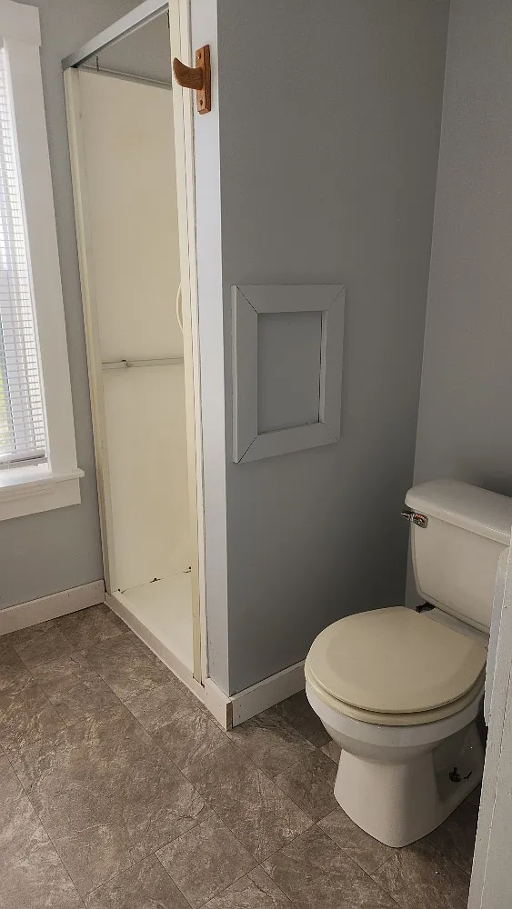 1 bed, 400 sqft, $725 — Photo 2