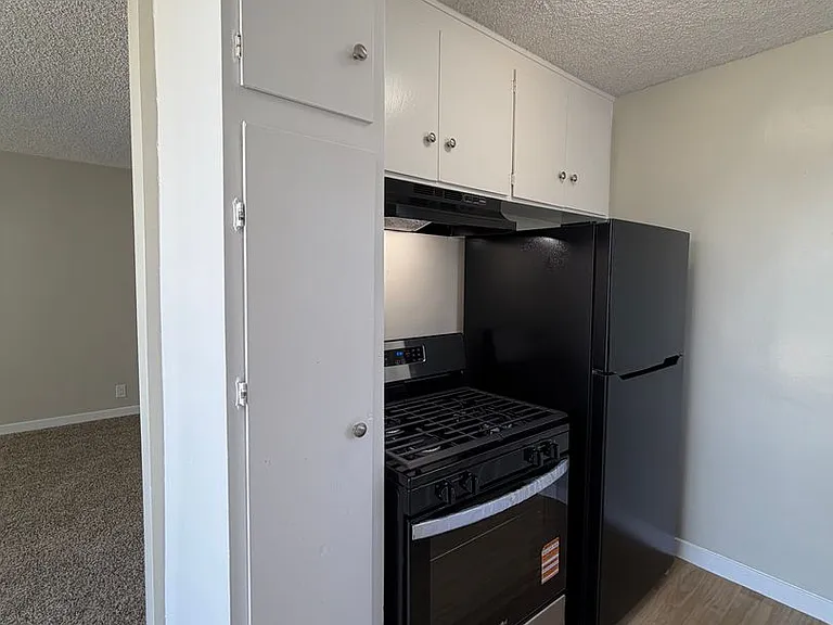 Stone Gate Apartments — Photo 48