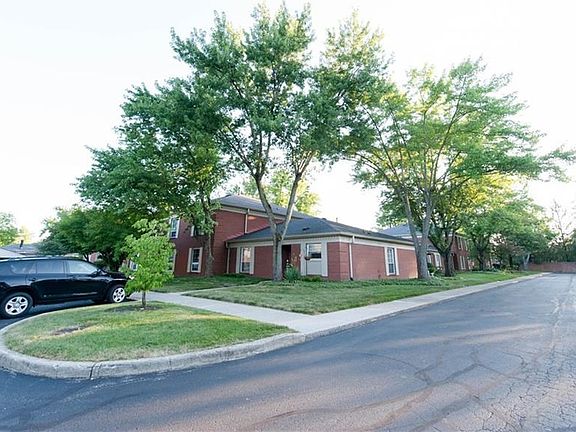 5th image of 7474 Lions Head Dr
