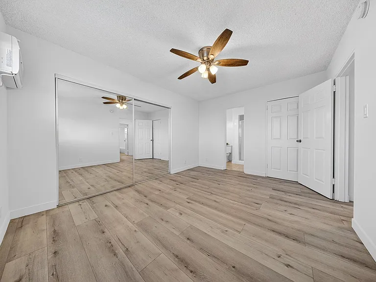 1815 N. Harvard Blvd — Photo 60