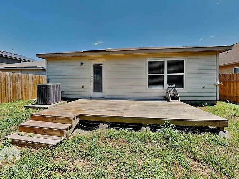 1680 Amy Dr — Photo 18