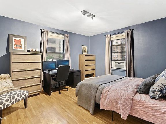4th image of 50 E 8th St #4E