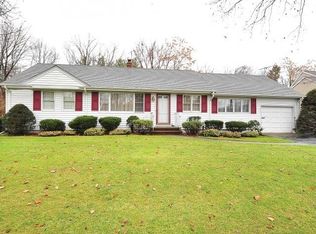 771 Arbor Rd, Paramus, NJ 07652