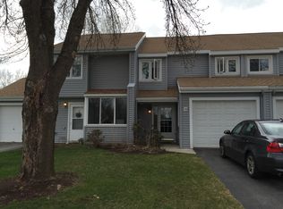 13 Derby Dr, Saratoga Springs, NY 12866