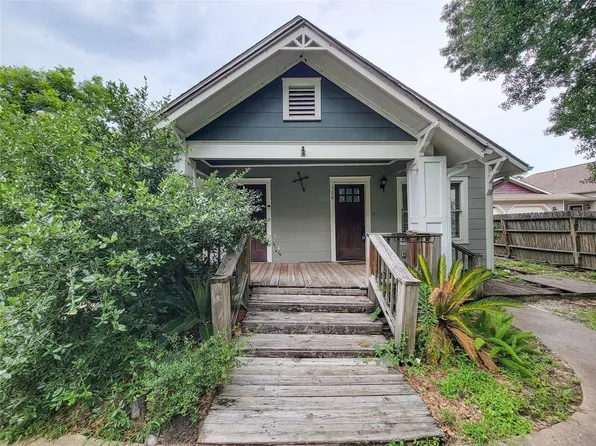 508 W Lang St, Alvin, TX 77511