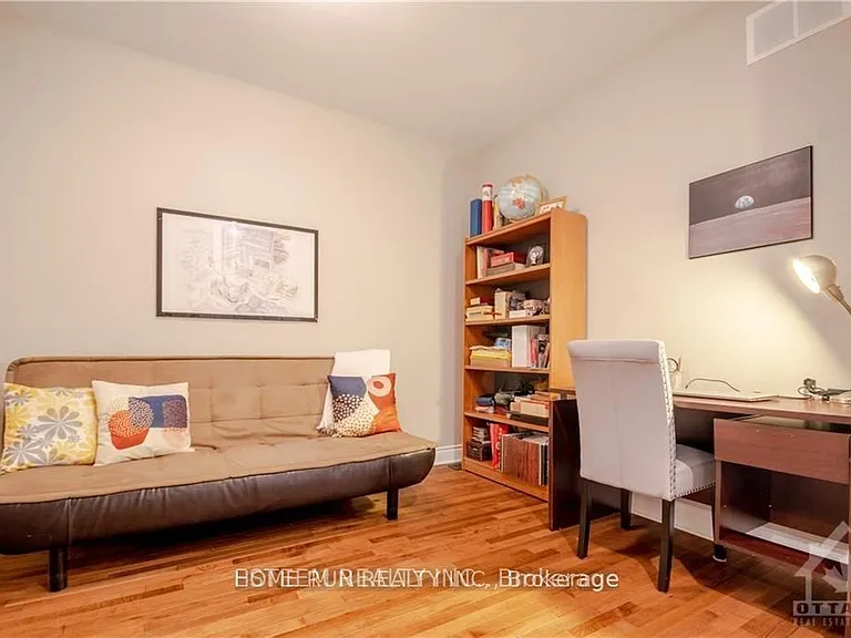 560 Mutual St — Photo 22