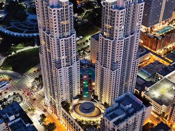 253 NE 2nd St APT 622, Miami, FL 33132