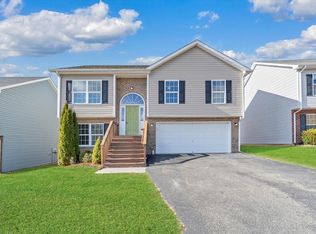 2076 Tula Dr, Salem, VA 24153