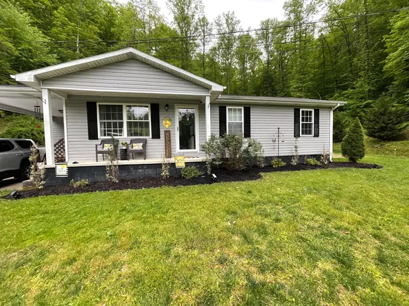 216 Rose Dr, Prestonsburg, KY 41653