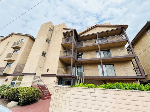 303 E 9th St APT 304, Santa Ana, CA 92701