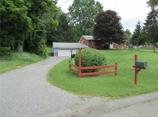 112 Theodore Dr, Beaver Falls, PA 15010