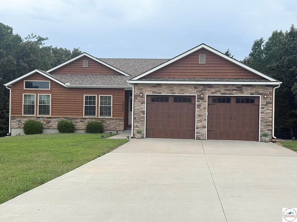 1st image of 19482 Lexi Ln