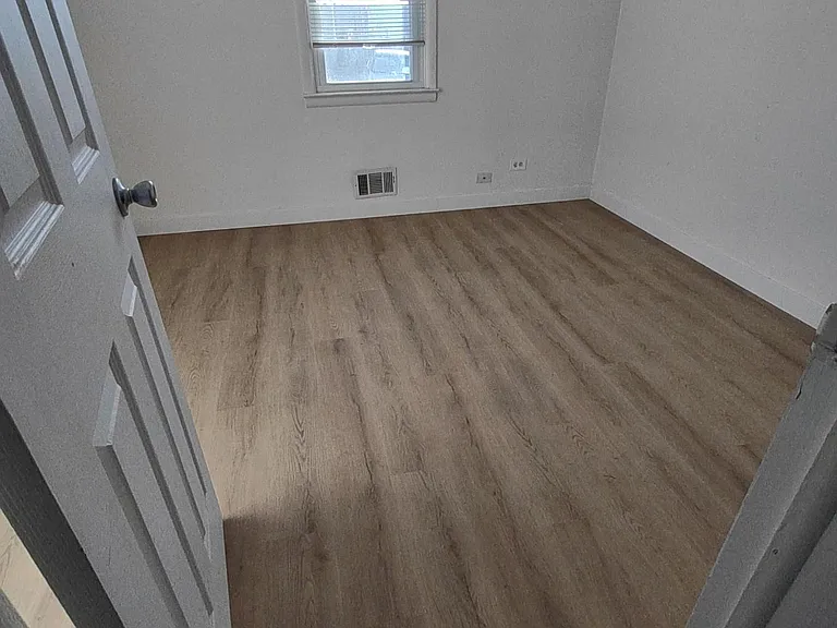 1226 N Perry St — Photo 4