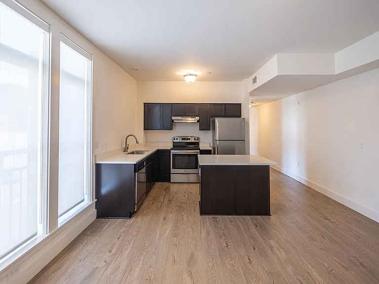 308 Columbus Ave — Photo 59
