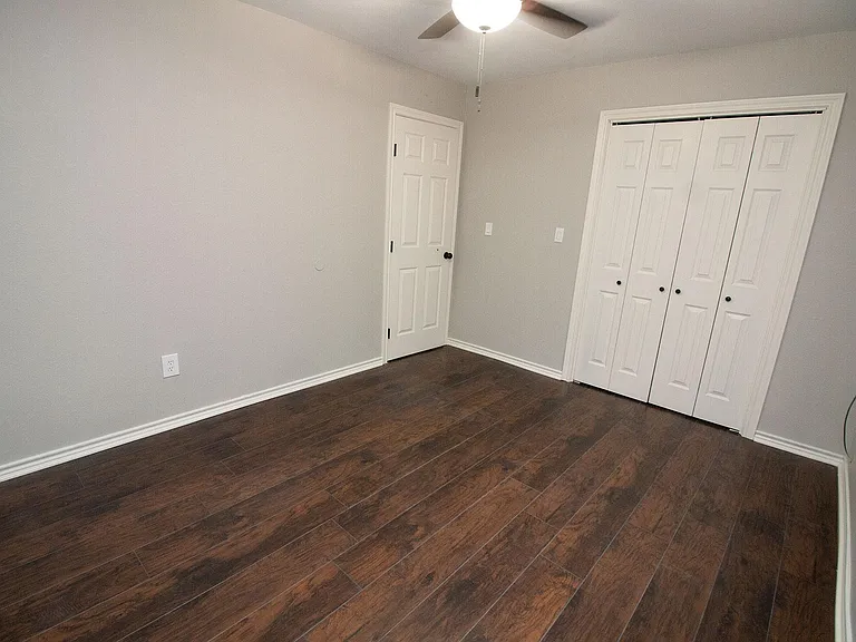 114 Scofield Ave #109 — Photo 12