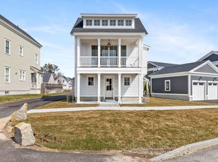 10 Traditional St, Scarborough, ME 04074