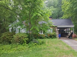 207 Laurel Hill Dr, Burlington, NC 27215