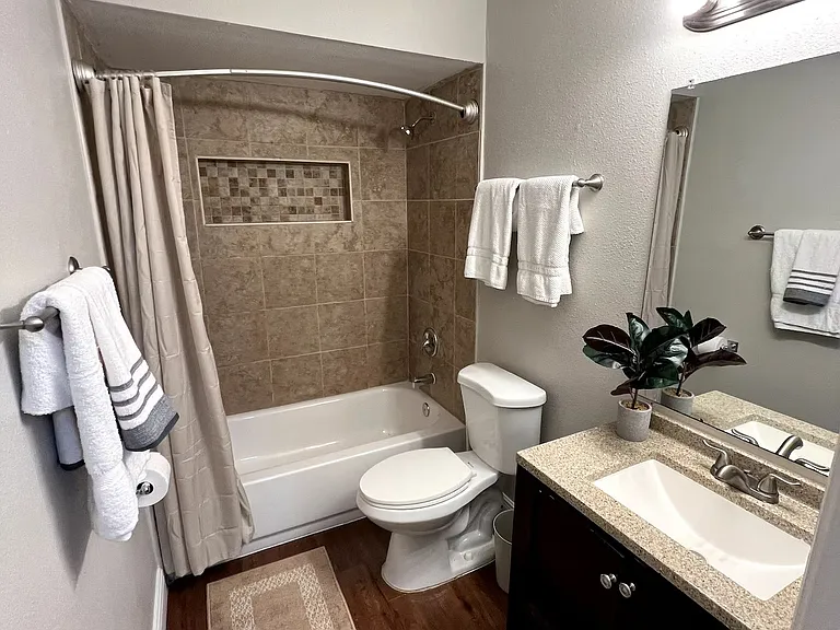 2996 Notre Dame Dr — Photo 10