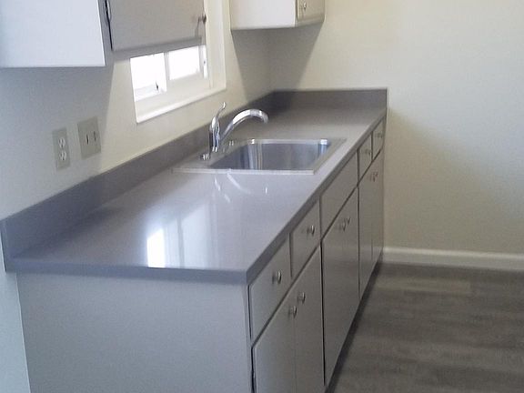 3rd image of 430 E 16th Ave APT 3