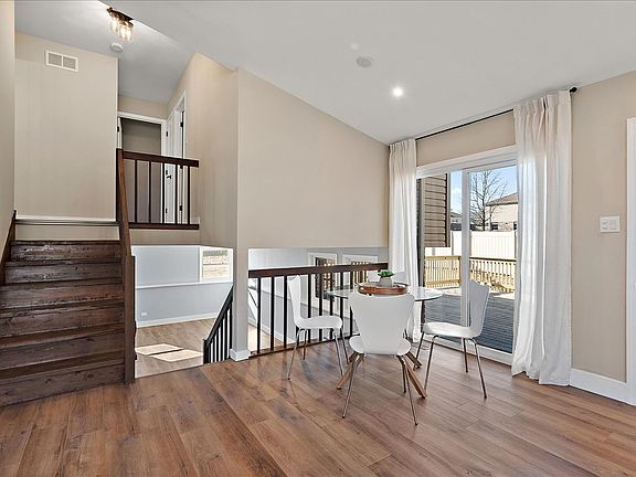 5th image of 17212 Cottage Ct