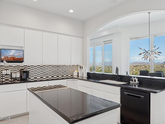 5th image of 15045 E SUNDOWN Drive