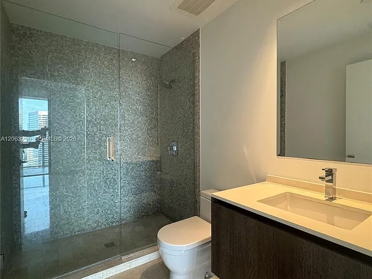 88 SW 7th St #2403 — Photo 4