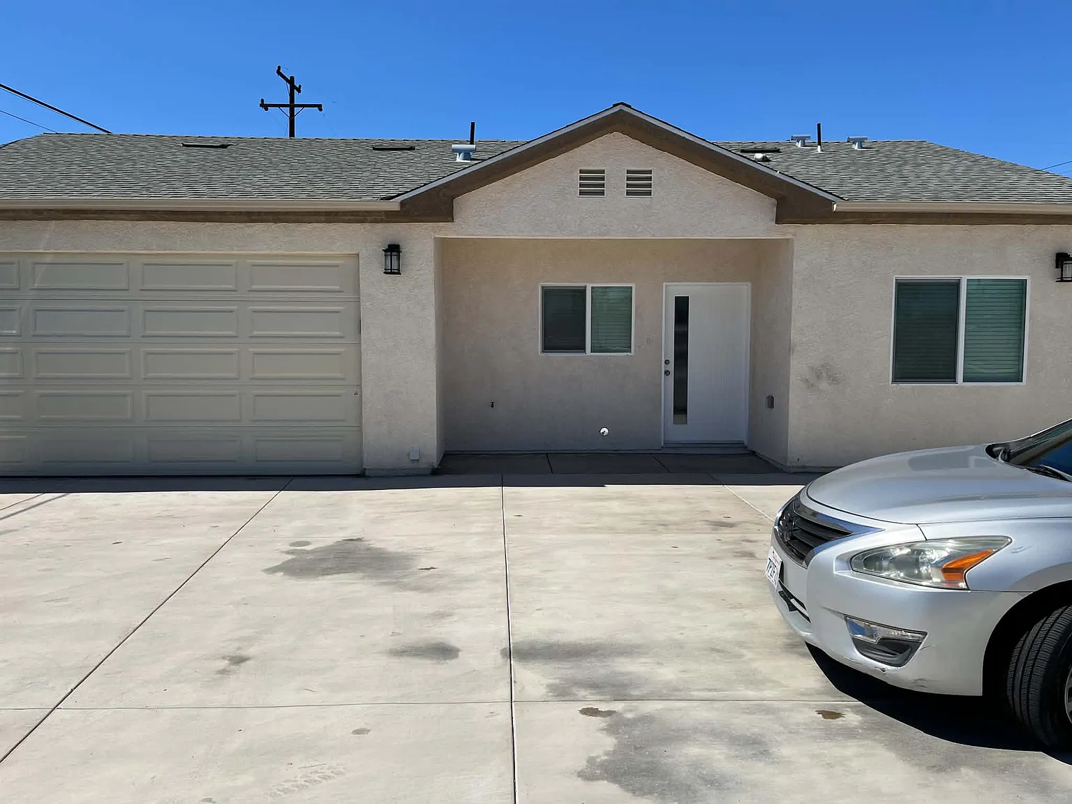 2 bed, 798 sqft, $3,000 — Photo 1