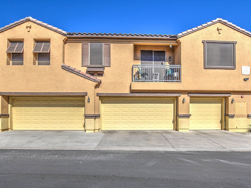 1st image of 2852 E Dunbar Dr