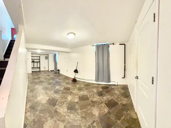 2071 Haring Street image 11 of 25